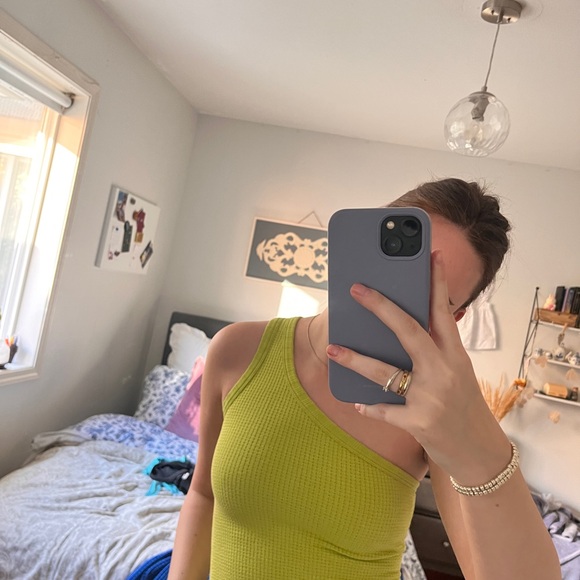 Asymmetrical, one shoulder body suit - Picture 3 of 3